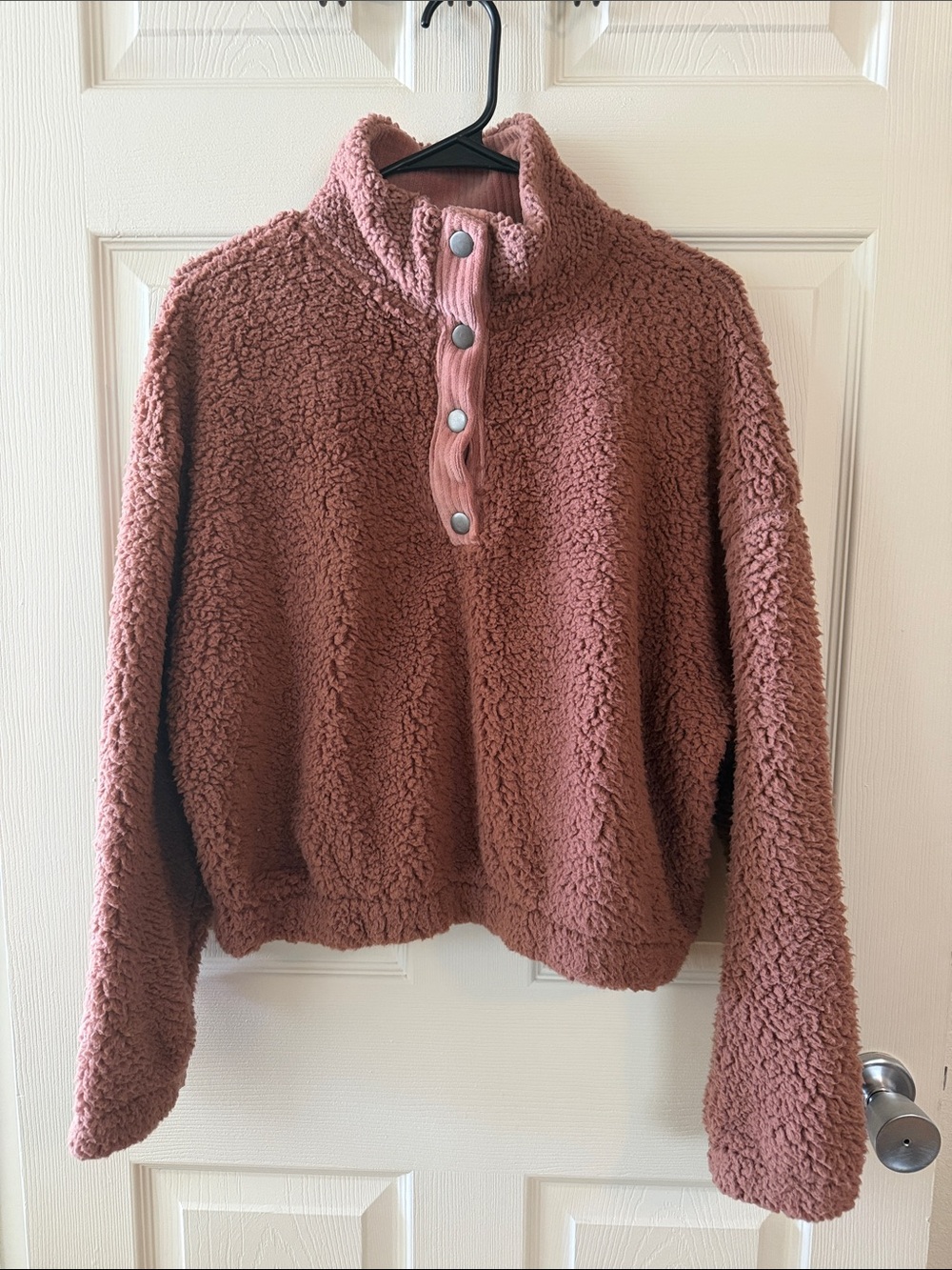 Yarn and Sea Sherpa Snap-Front Cropped Pullover Sweater - Dusty Rose